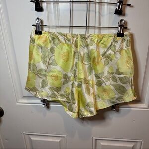 Olivia Von Halle Floral 100% Silk Pajama Shorts Lingerie Pajamas Size S $235.00